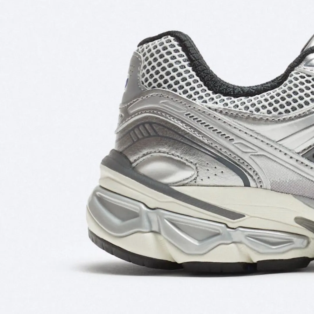 Origin sneakers - Image 2